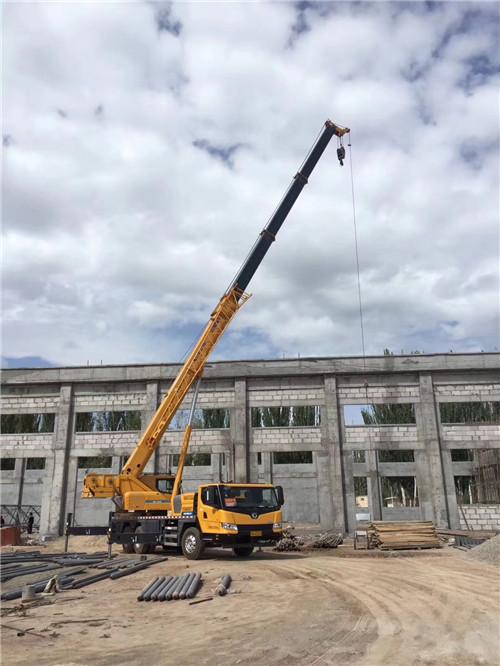 霍城县吊装作业前会做设备检查吗？安全保障措施有哪些？